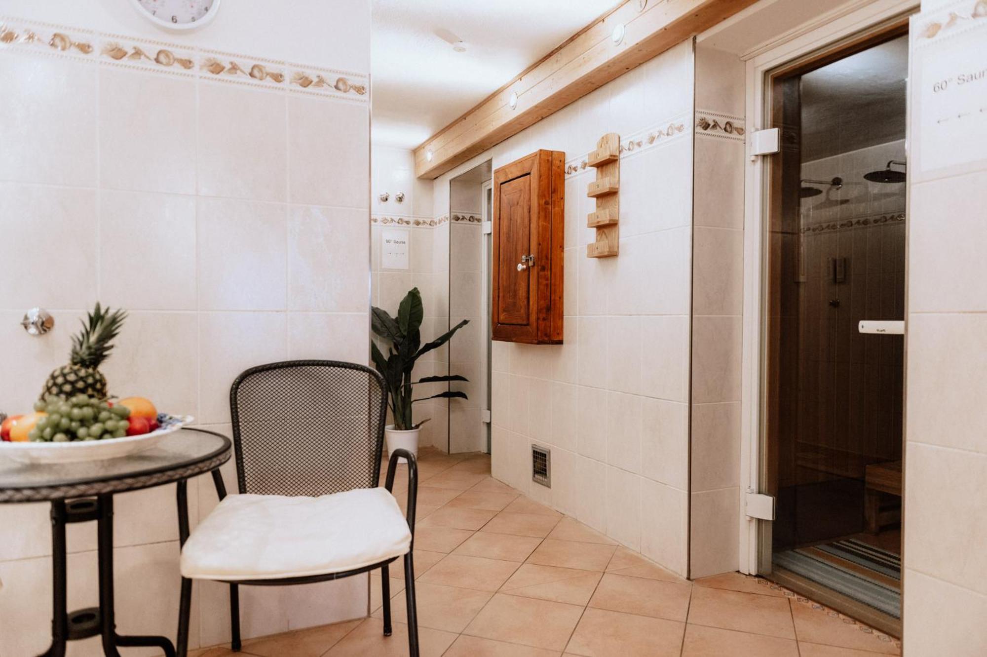 Ferienwohnung Am Kurpark Бад Лаутерберг Екстериор снимка